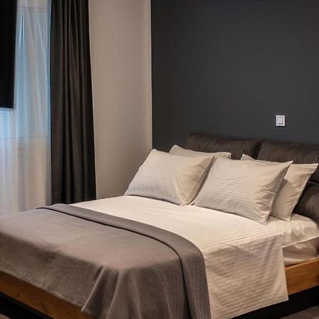 Ioulia'S Apartments Платария Экстерьер фото